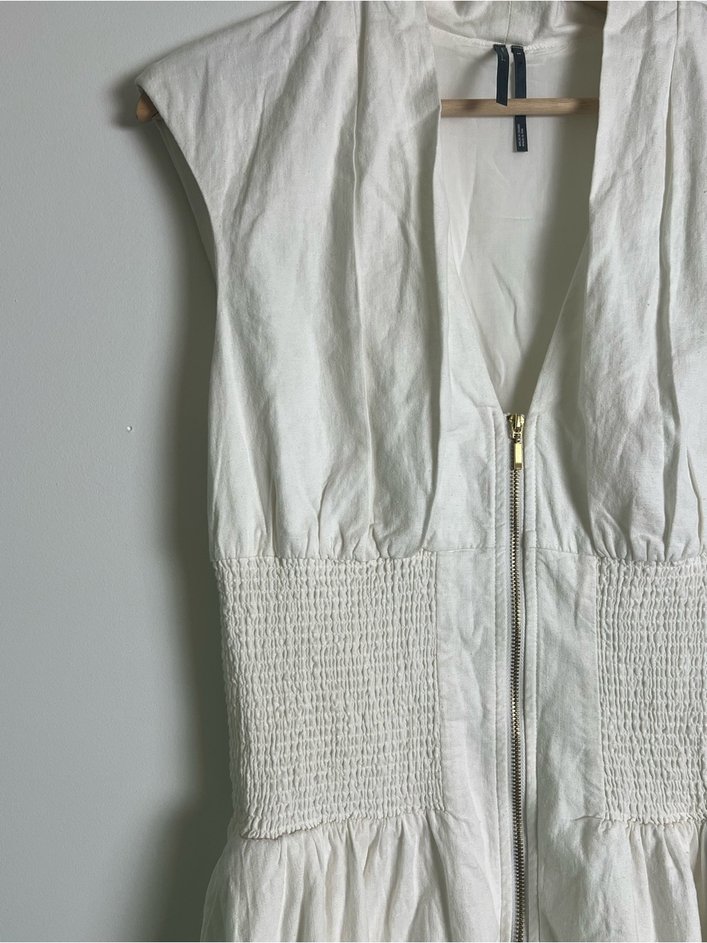 NWOT Anthropologie  Tommie cap-sleeve smocked mini dress in Linen - Picture 5 of 11